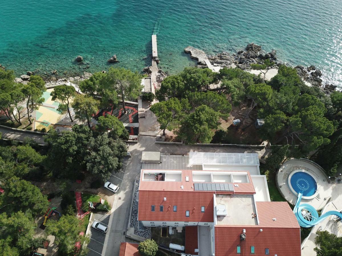 Sesar Apartments Krk - No. 3 Cvita كرك المظهر الخارجي الصورة