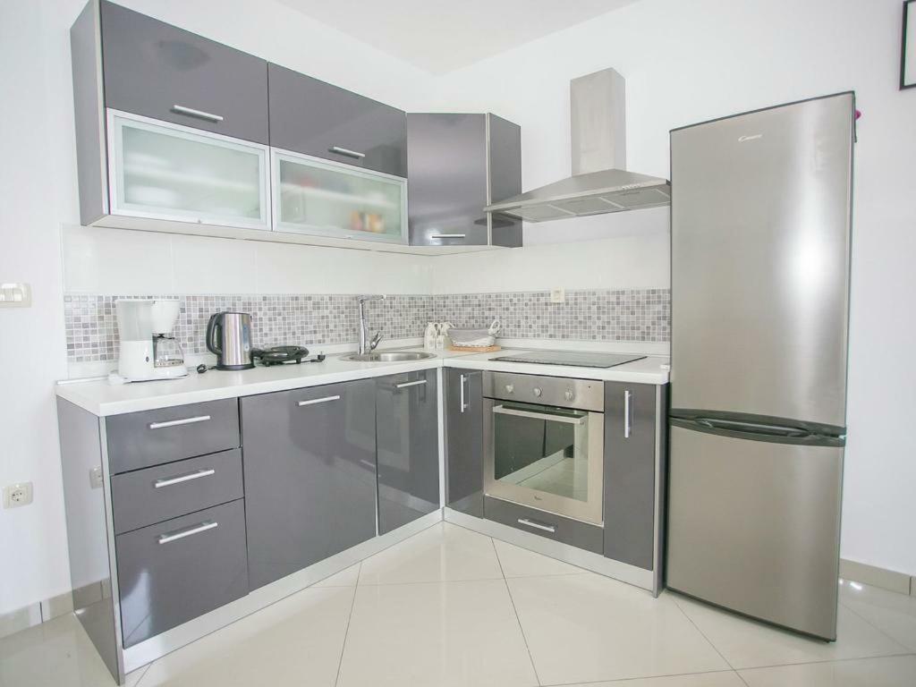 Sesar Apartments Krk - No. 3 Cvita كرك المظهر الخارجي الصورة